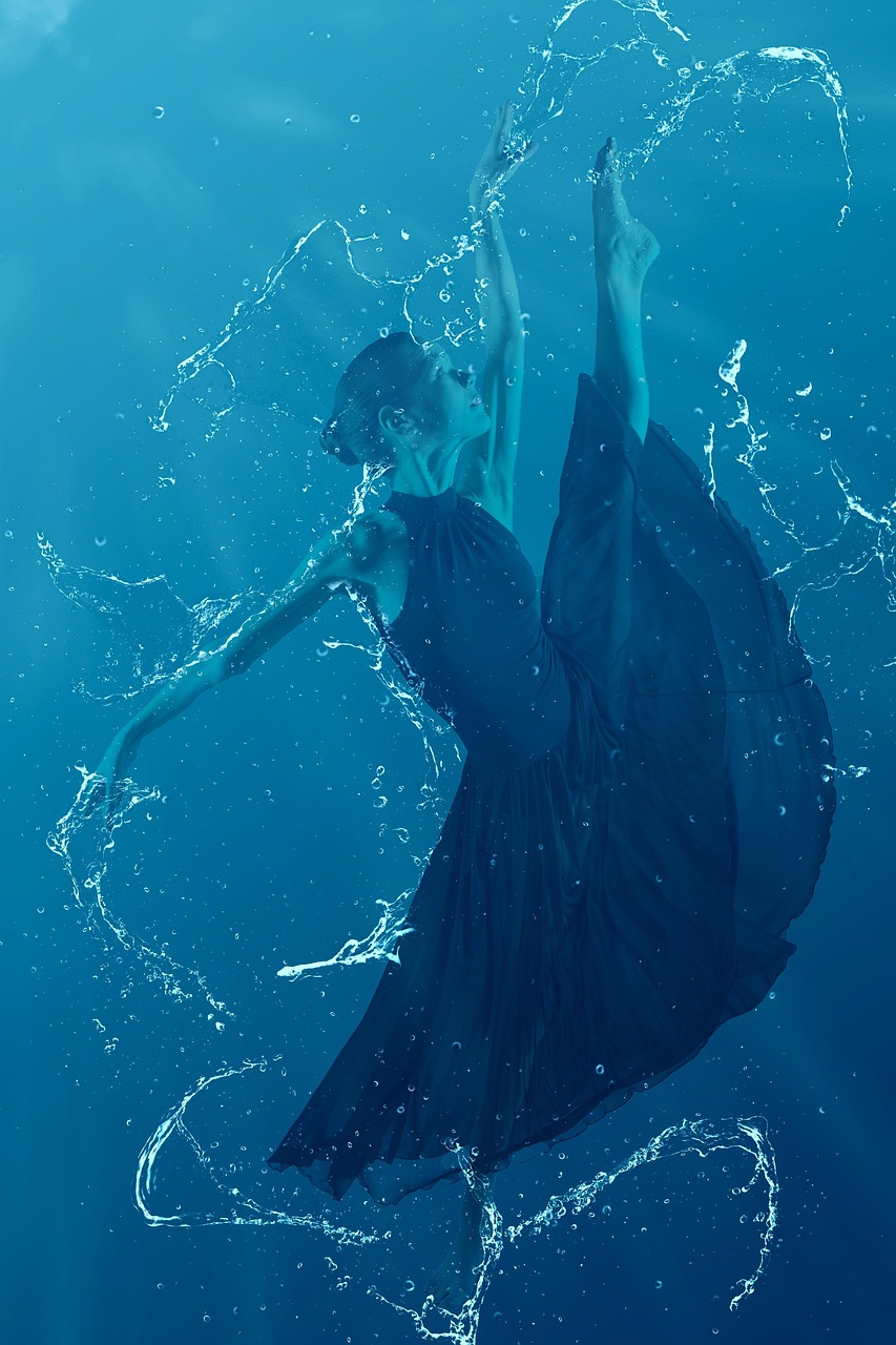 PORTFOLIO underwater, woman, dancer, activity, editorial use